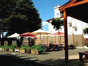 The Railway Inn Brixham Exterior photo